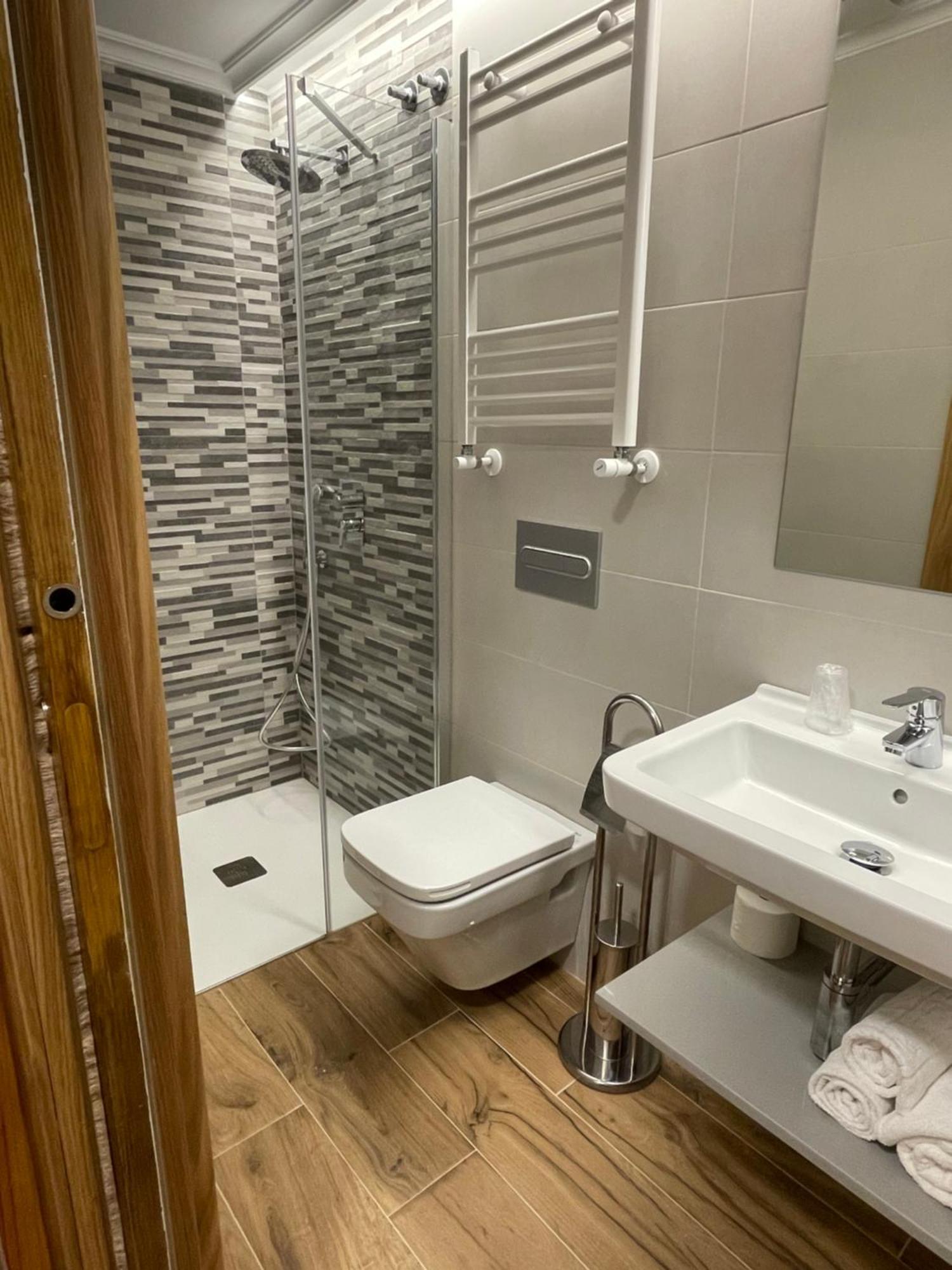 סוטרס Hotel Rural Pena Castil מראה חיצוני תמונה